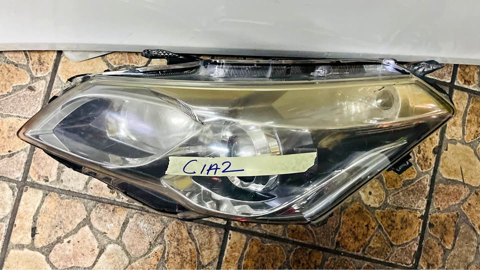 Suzuki Ciaz headlight - Private Seller Suzuki Ciaz headlight - Private Seller