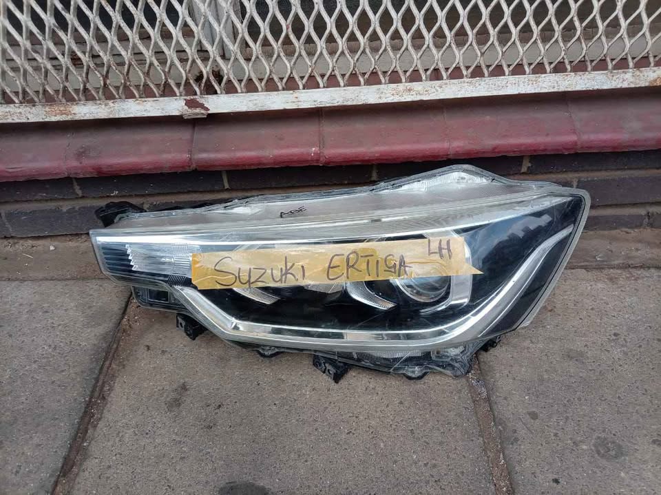 Suzuki Ertiga headlight - Private Seller Suzuki Ertiga headlight - Private Seller