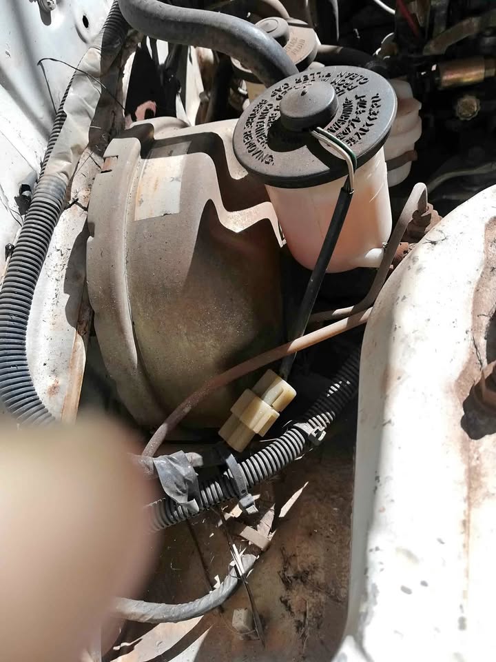 Toyota corolla rear wheel drive brake booster