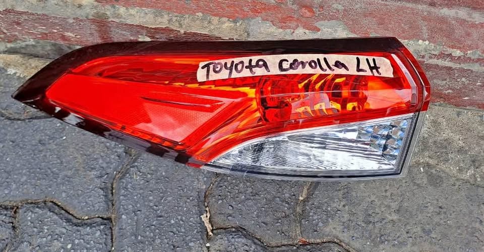 Toyota Corolla Cross taillight - Private Seller Toyota Corolla Cross taillight - Private Seller