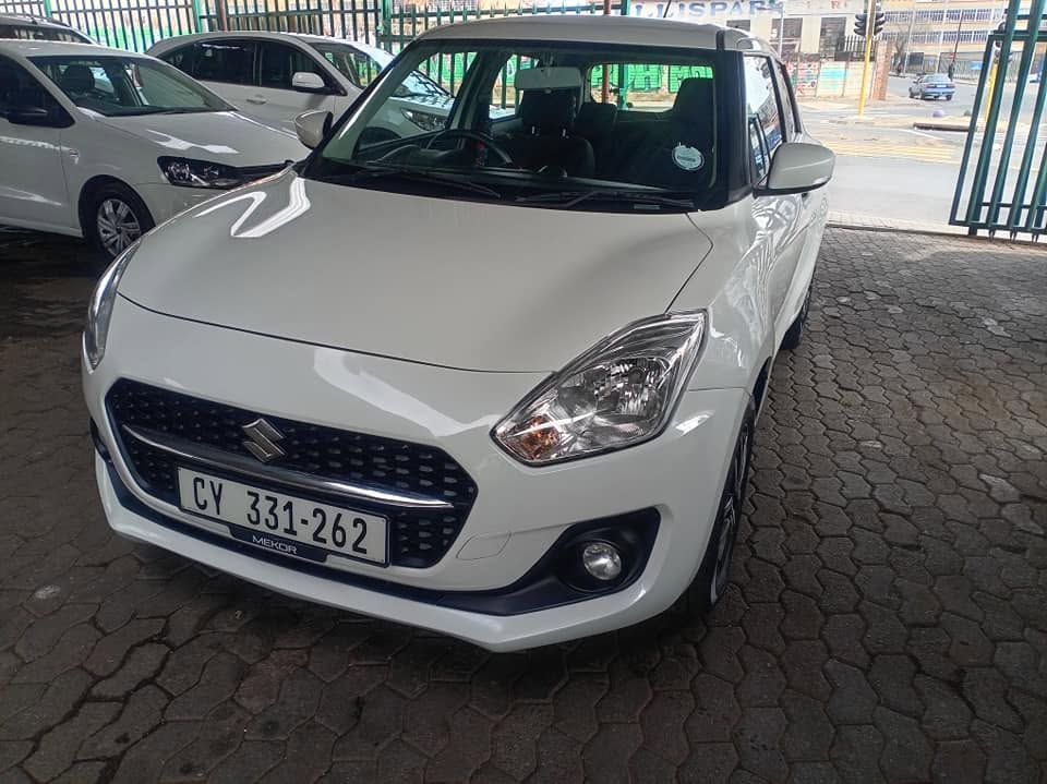 Suzuki Swift  Engine:1.2 AUTOMATIC  petrol  2021 White