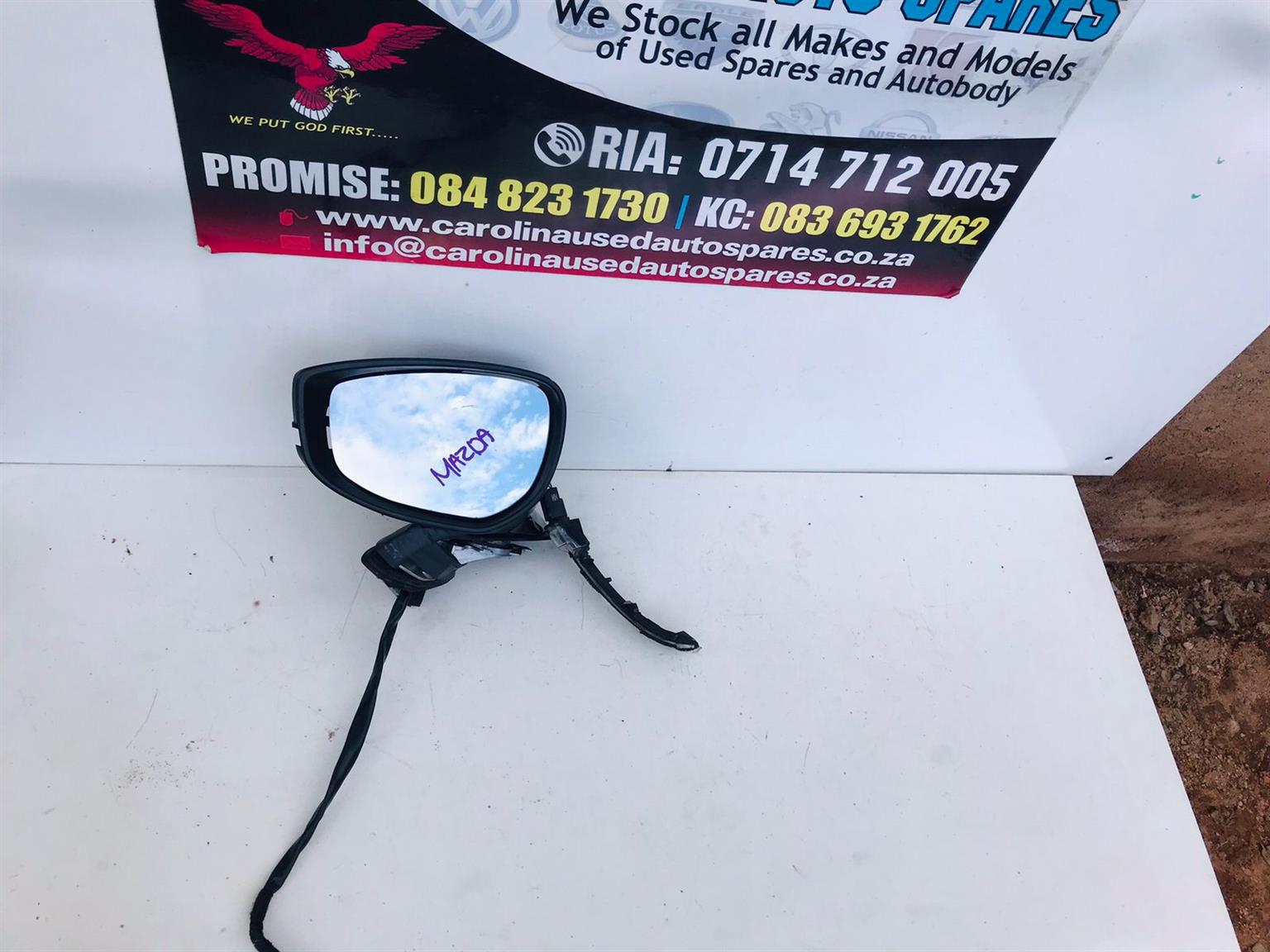 Mazda 3 left side mirror glass - Private Seller Mazda 3 left side mirror glass - Private Seller