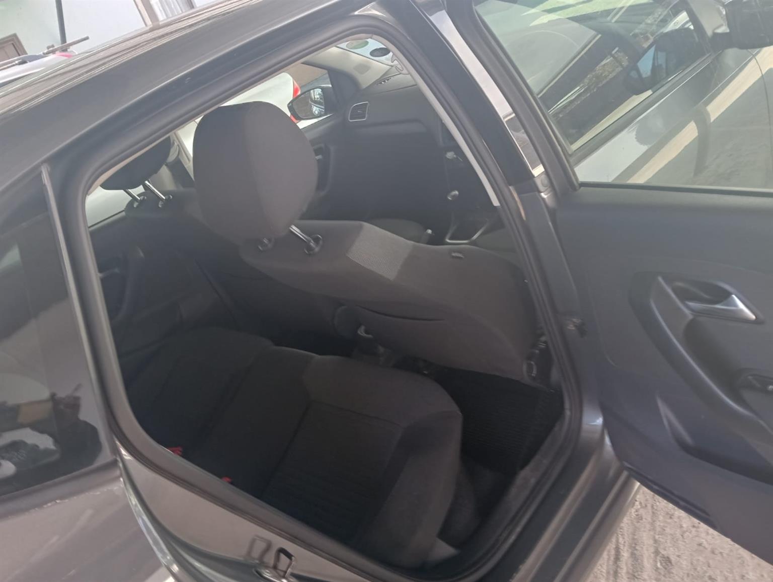 Polo 6