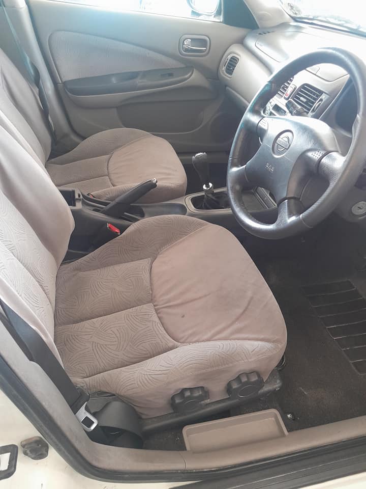 2002 NISSAN ALMERA 1.8 MANUAL