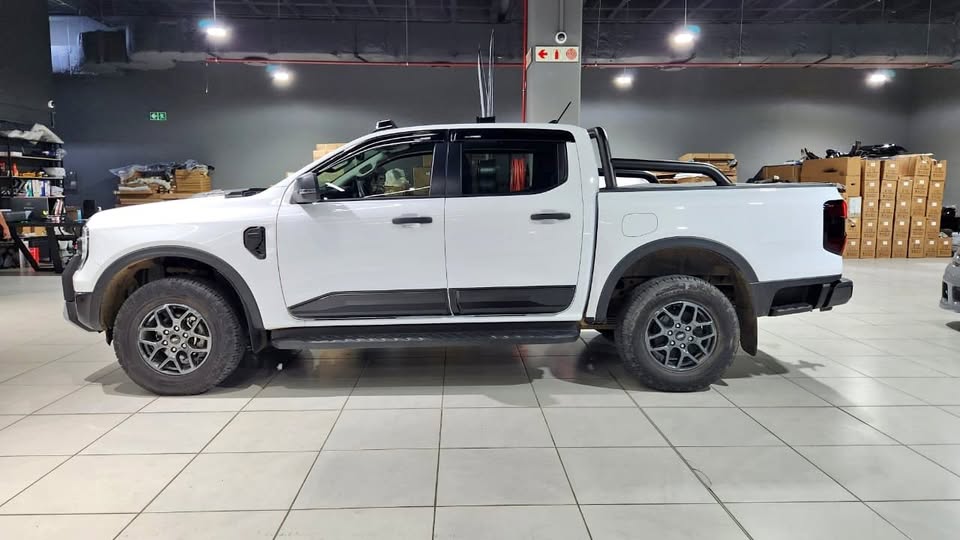 Door Cladding - Fits Next gen ford Ranger - Private Seller Door Cladding - Fits Next gen ford Ranger - Private Seller