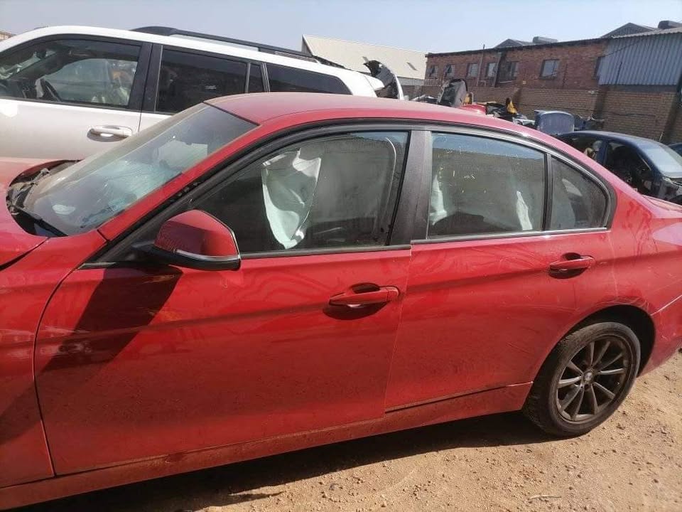 BMW F30 320i N20 ENGINE STRIPPING FOR SPARES - Private Seller