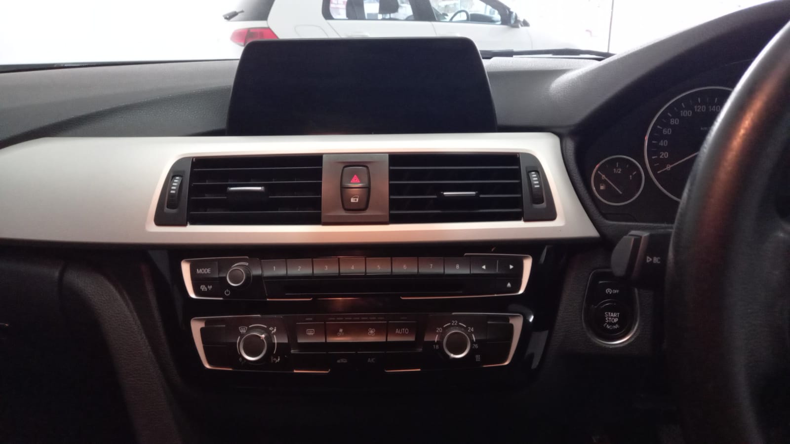 2018 BMW 3 Series 318i Auto