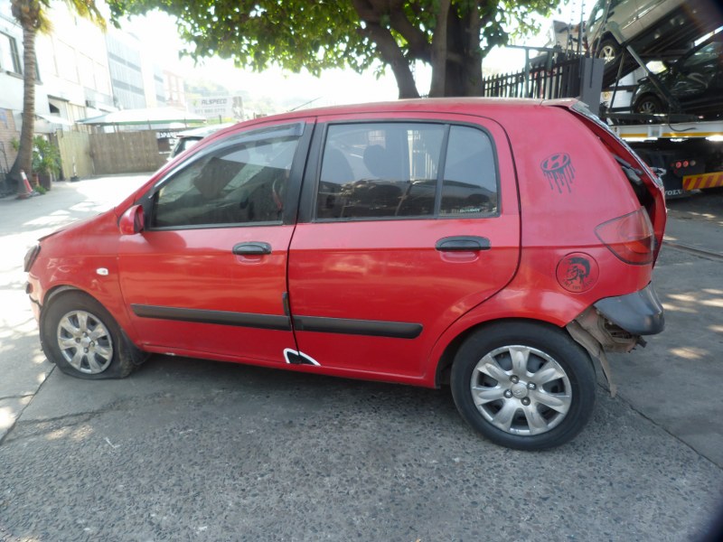 Hyundai Getz 1.4 16V Manual Red - 2008 STRIPPING FOR SPARES - Private Seller Hyundai Getz 1.4 16V Manual Red - 2008 STRIPPING FOR SPARES - Private Seller