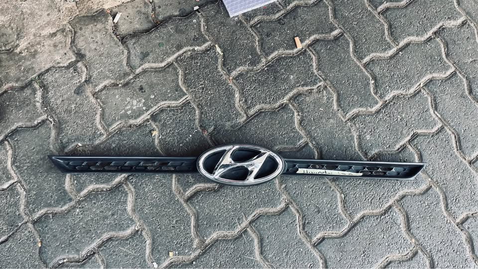 Hyundai i20 grill - Private Seller Hyundai i20 grill - Private Seller