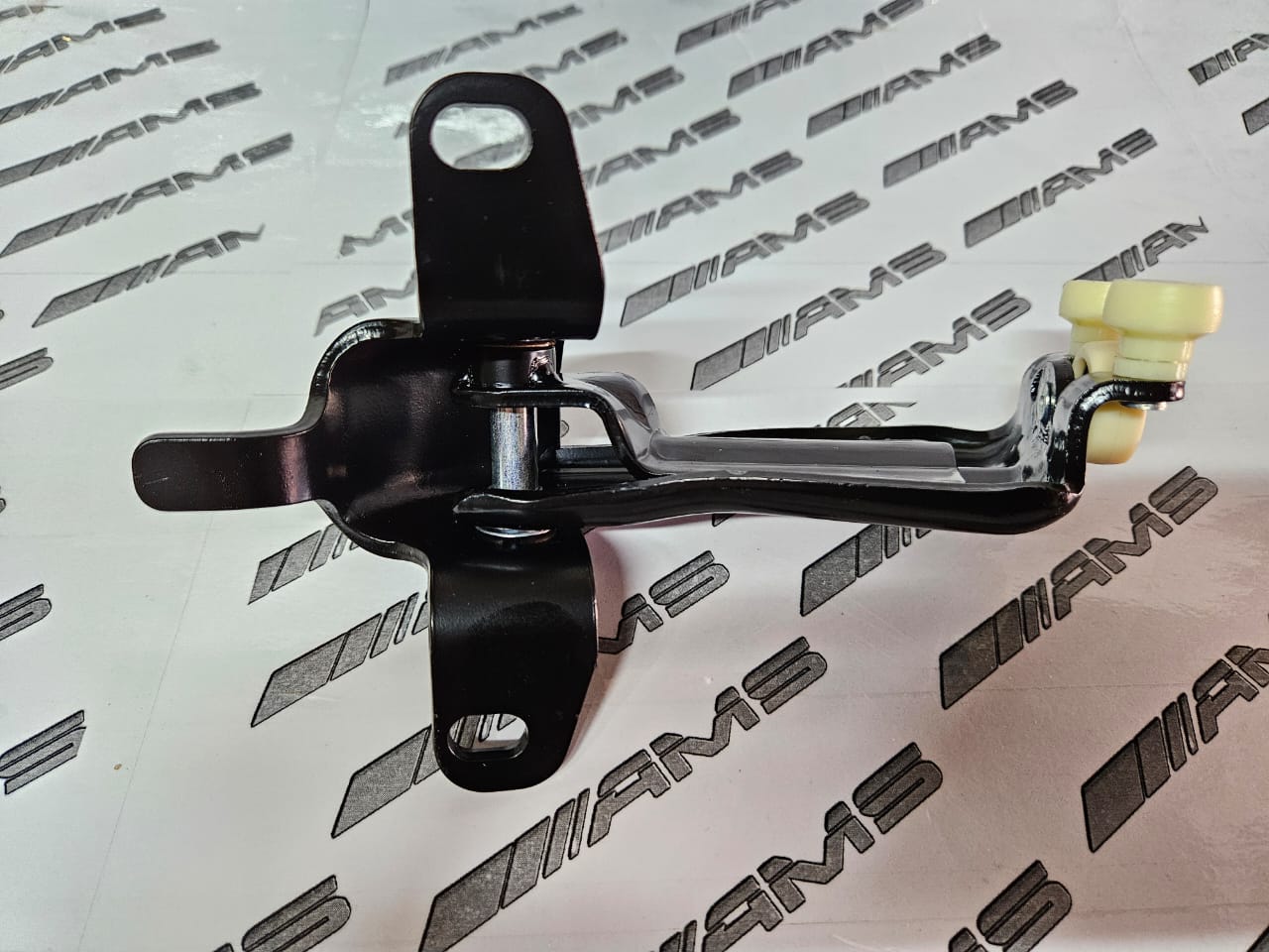 Sliding Door Roller Guide for Mercedes W639 Vito – Smooth & Reliable Operation - Private Seller Sliding Door Roller Guide for Mercedes W639 Vito – Smooth & Reliable Operation - Private Seller