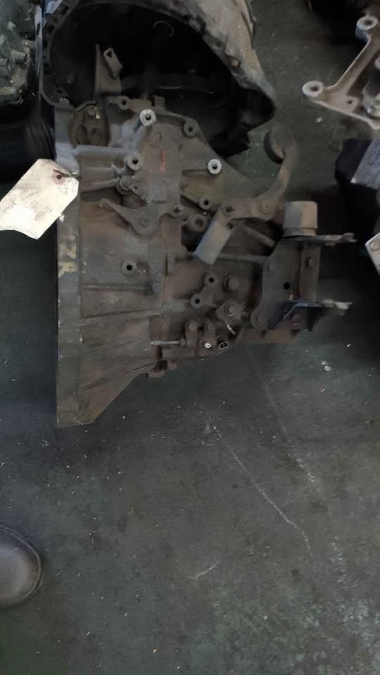 TOYOTA 1ZR 6-SPEED MANUAL GEARBOX FOR SALE - Private Seller TOYOTA 1ZR 6-SPEED MANUAL GEARBOX FOR SALE - Private Seller