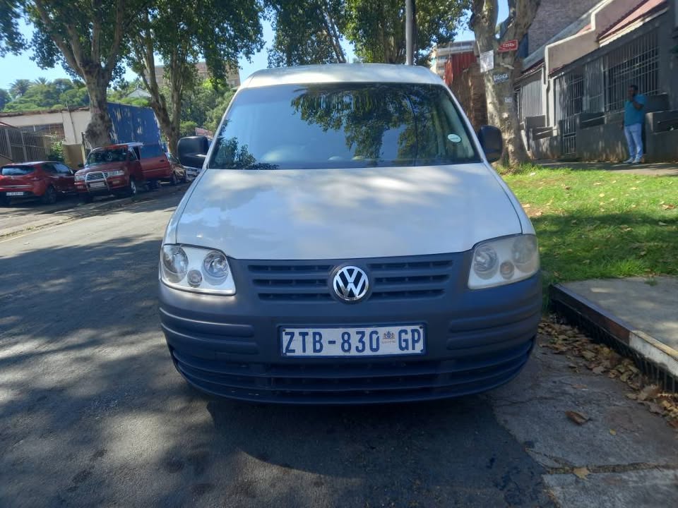 2010 VW CADDY PANEL VAN 1.6 Petrol, Manual, White Color, Mileage 165000kms