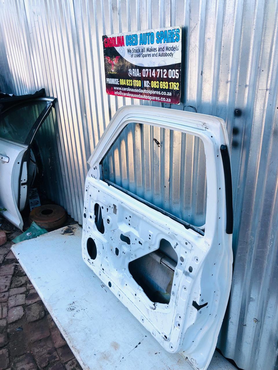 Nissan NP300 single cab right side door - Private Seller Nissan NP300 single cab right side door - Private Seller