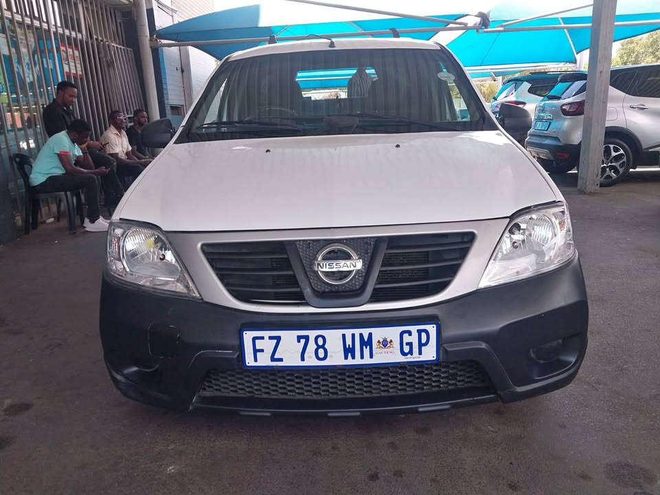 2018 NISSAN NP200 1,6 ENGINE CAPACITY - Private Seller 2018 NISSAN NP200 1,6 ENGINE CAPACITY - Private Seller