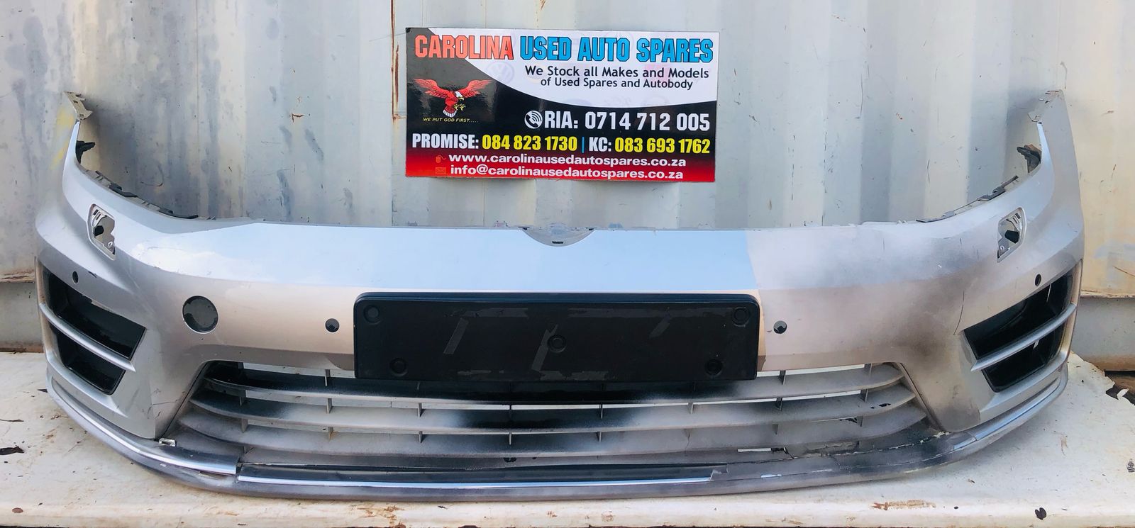 VW Golf 7 Rline complete front bumper with pdc holes - Private Seller VW Golf 7 Rline complete front bumper with pdc holes - Private Seller