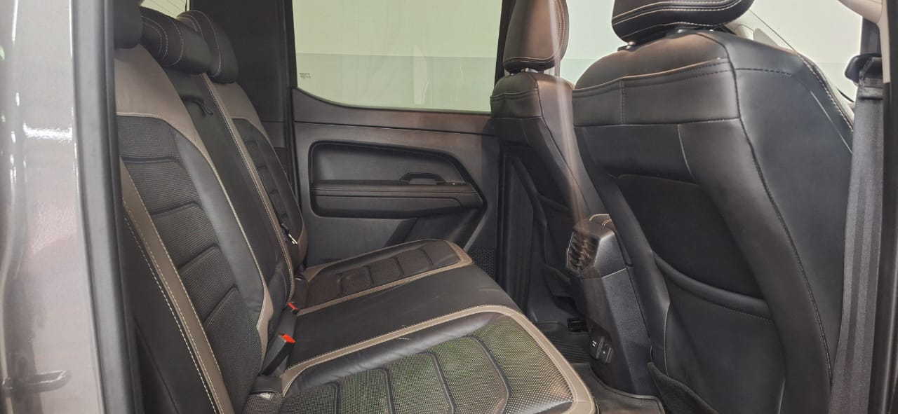 Used 2023 Volkswagen Amarok 3.0 V6 TDI double cab Highline 4Motion - Private Seller Used 2023 Volkswagen Amarok 3.0 V6 TDI double cab Highline 4Motion - Private Seller