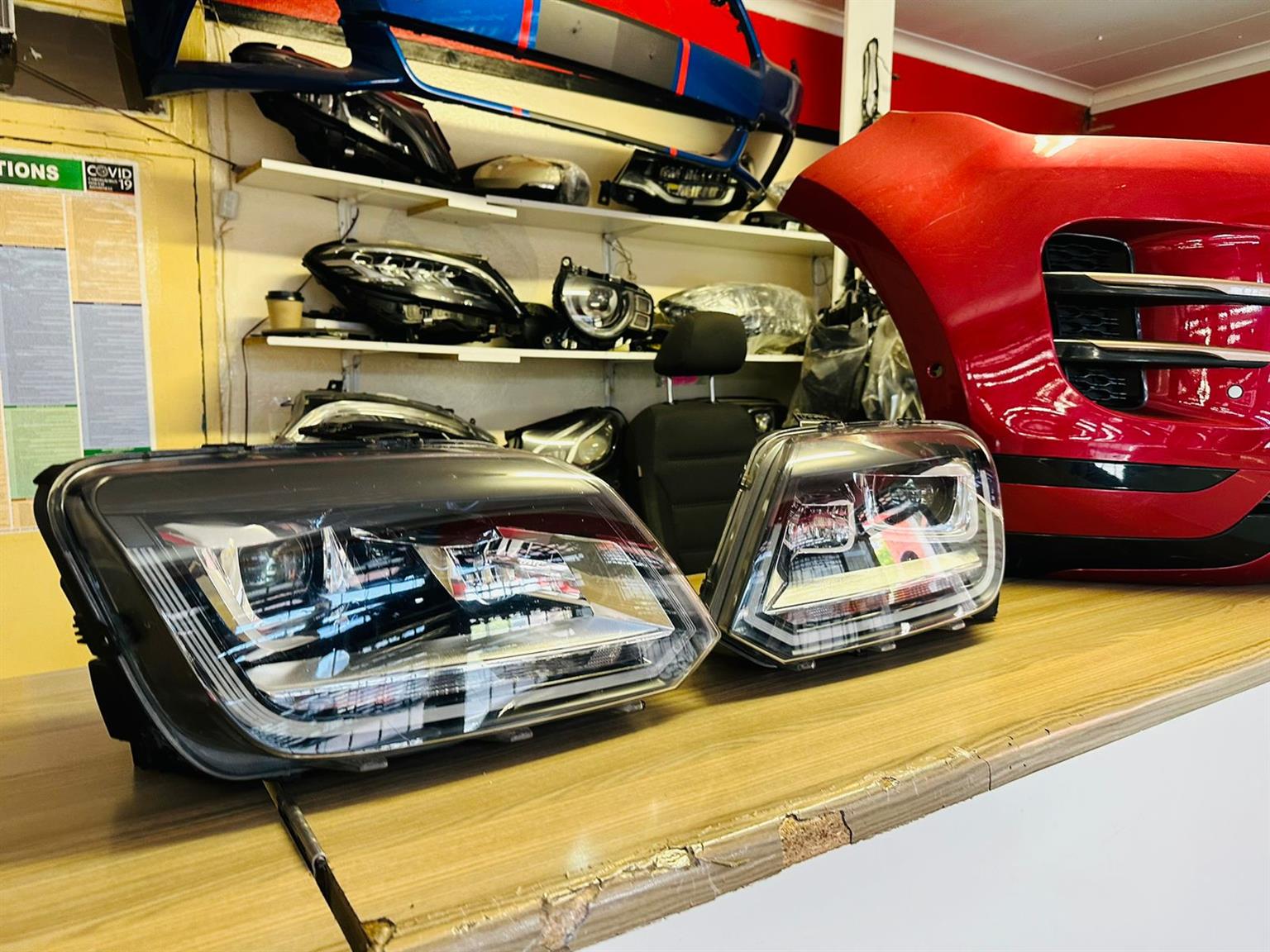 2019 VW AMAROK HEADLIGHTS LEFT AND RIGHT AVAILABLE FOR SALE - Private Seller 2019 VW AMAROK HEADLIGHTS LEFT AND RIGHT AVAILABLE FOR SALE - Private Seller