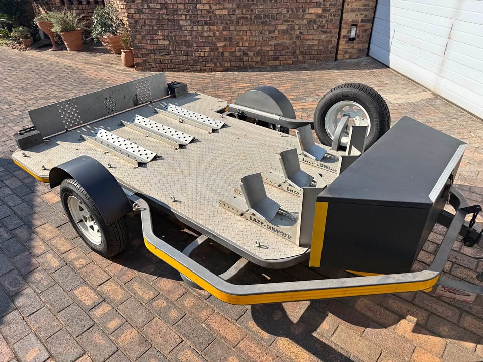 Bike Trailer XL 2M Lazyloader - Private Seller Bike Trailer XL 2M Lazyloader - Private Seller
