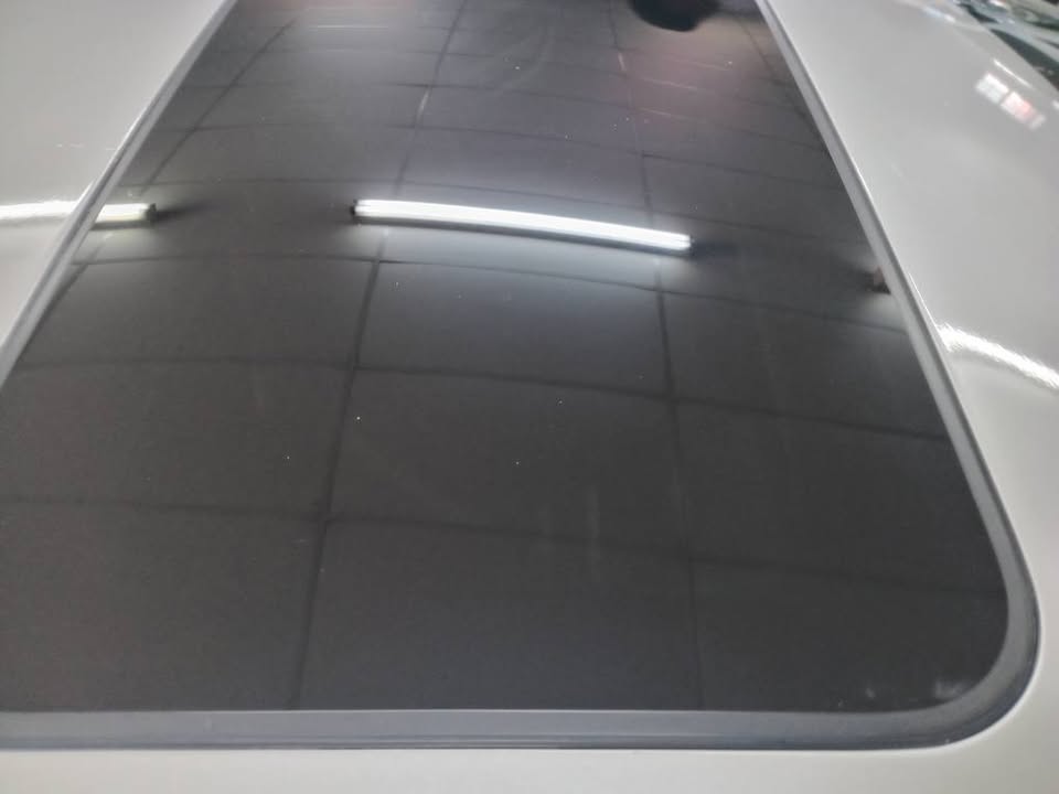 2014 Kia rio 1.4 Manual Silver Color, Sparekey Service book, Reverse Camera, reverse sensor Leath