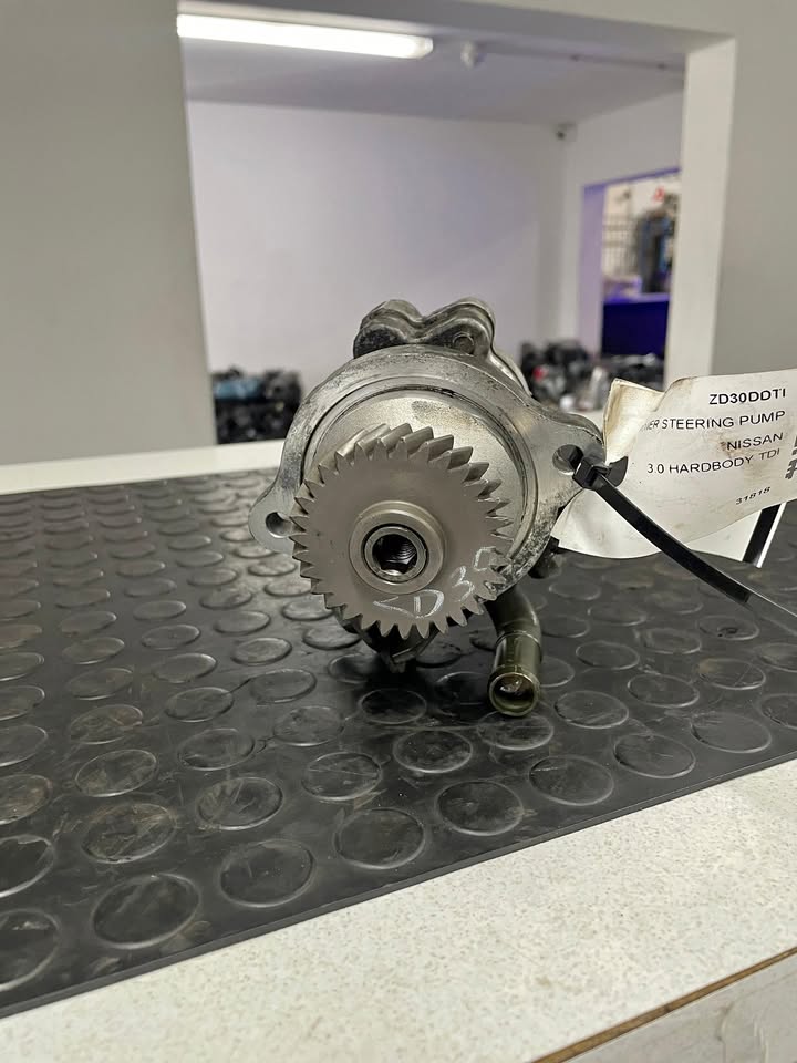 Nissan 3.0 TDi Hardbody Powersteering Pump for sale (ZD30DDTi)