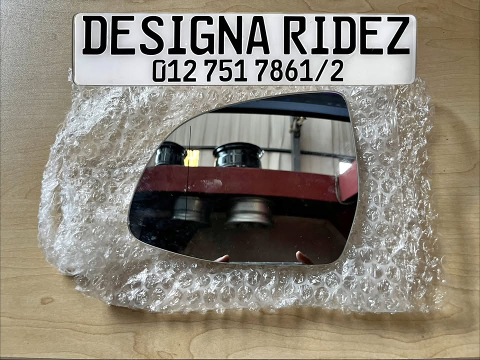 OEM BMW F86/F16/F86/G05/G06/G07 LEFT HEATED MIRROR GLASS AVAILABLE. - Private Seller OEM BMW F86/F16/F86/G05/G06/G07 LEFT HEATED MIRROR GLASS AVAILABLE. - Private Seller