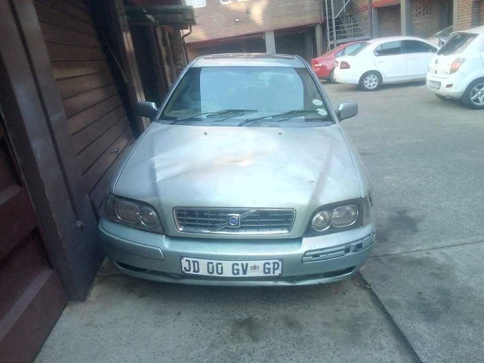 Volvo S40 2.0 2002 Stripping for spares - Private Seller Volvo S40 2.0 2002 Stripping for spares - Private Seller