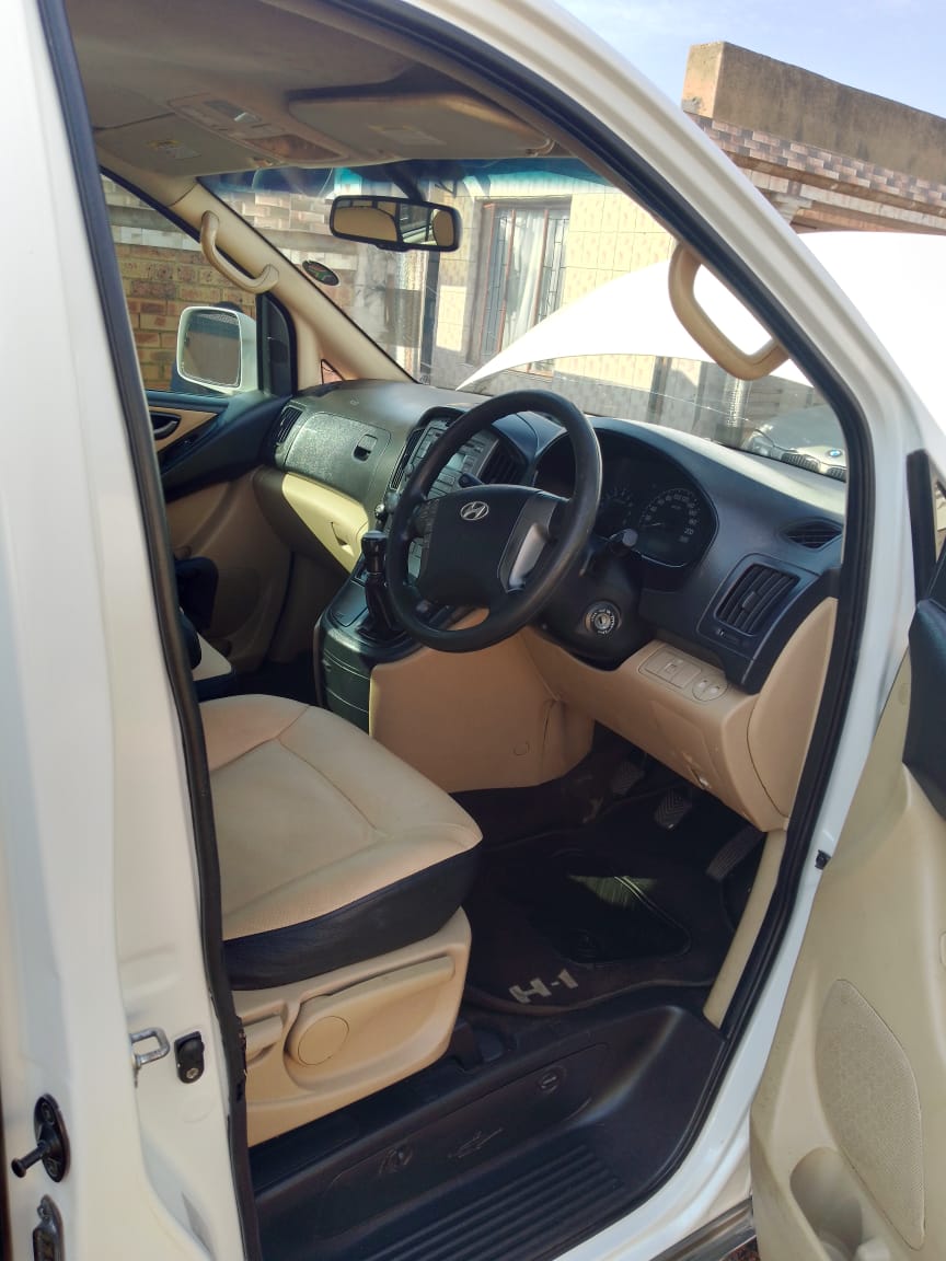 Hyndai H1, petrol . 8 seater Manual transmission 2012 model.