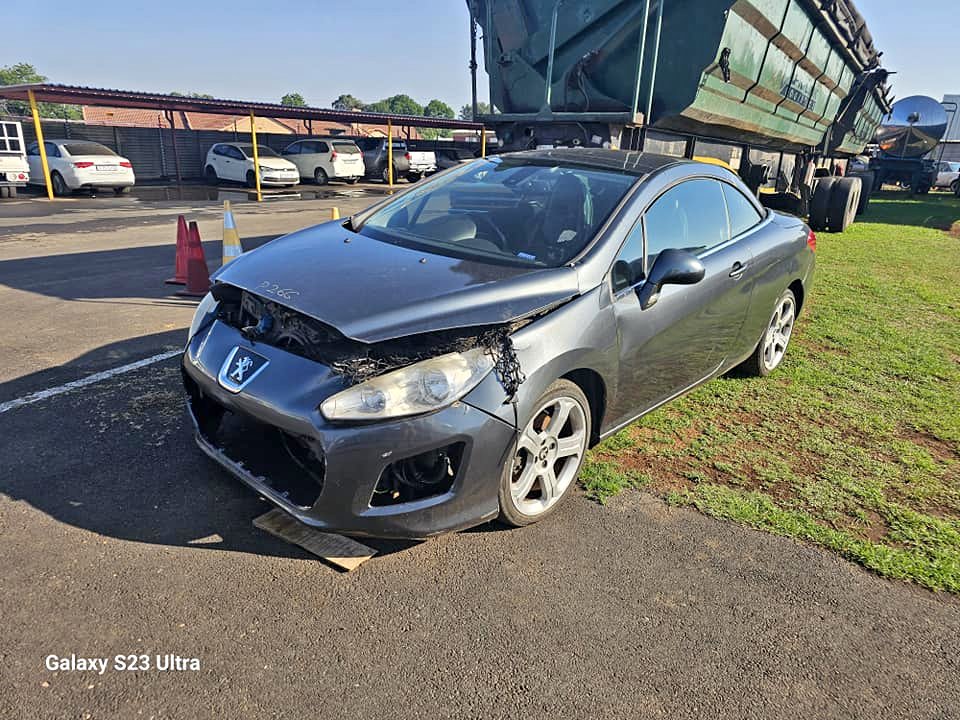 Peugeot 308 CC Stripping for Spares. - Private Seller Peugeot 308 CC Stripping for Spares. - Private Seller