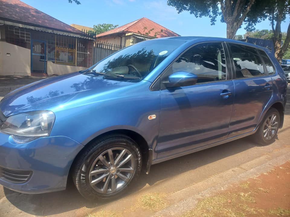 2016 VW POLO VIVO HATCHBACK 1.6 PETROL, MANUAL, BLUE COLOR