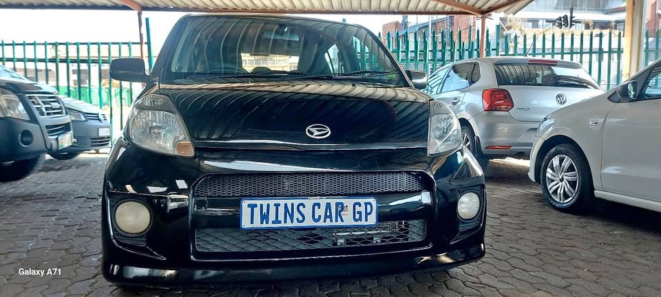 Daihatsu Sirrion 1.3 sport Manual petrol