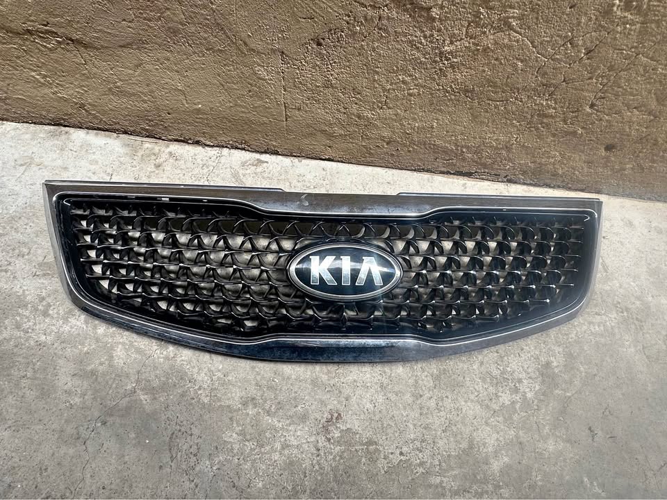 Kia sportage main grille - Private Seller Kia sportage main grille - Private Seller