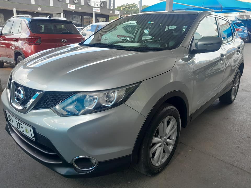 2015. NISSAN QASHQAI 1.2 ACCENTA AUTOMATIC