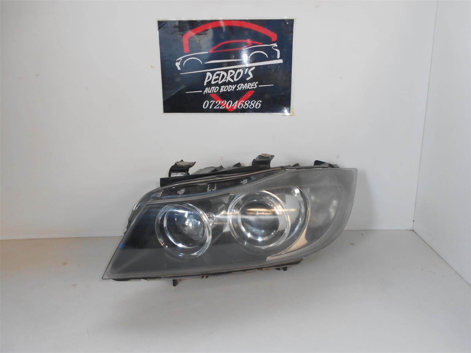 BMW E90 Headlight - Private Seller BMW E90 Headlight - Private Seller