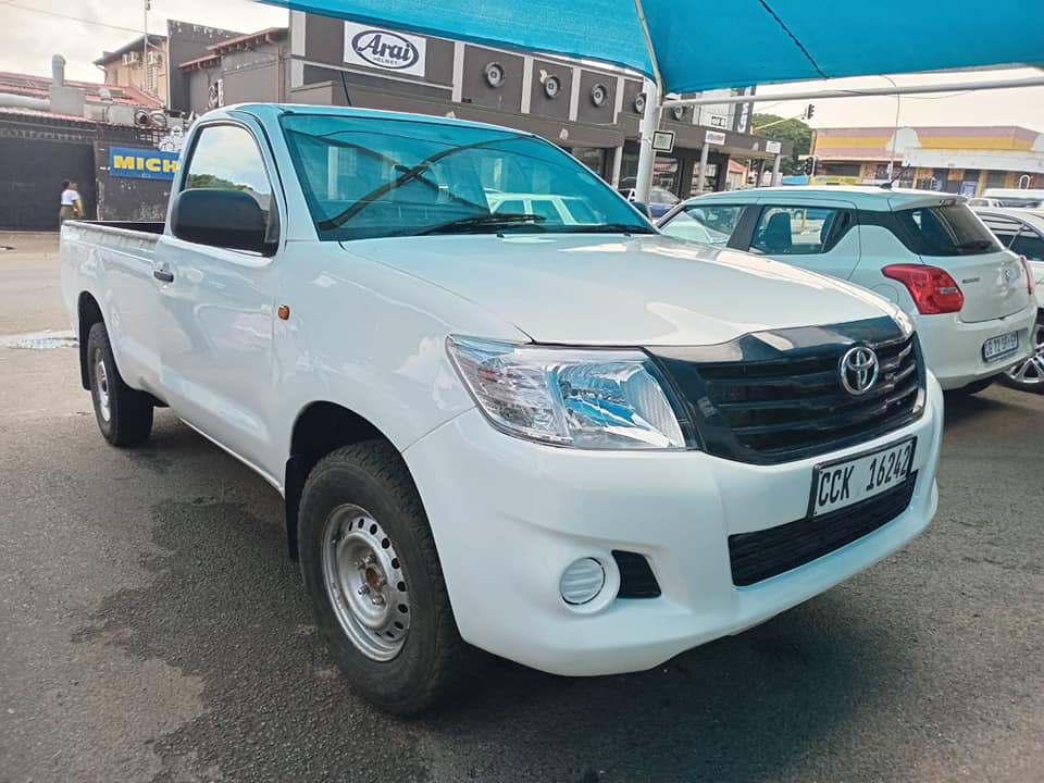 2015 TOYOTA HILUX 2.5 SINGLE CAB (DIESEL)