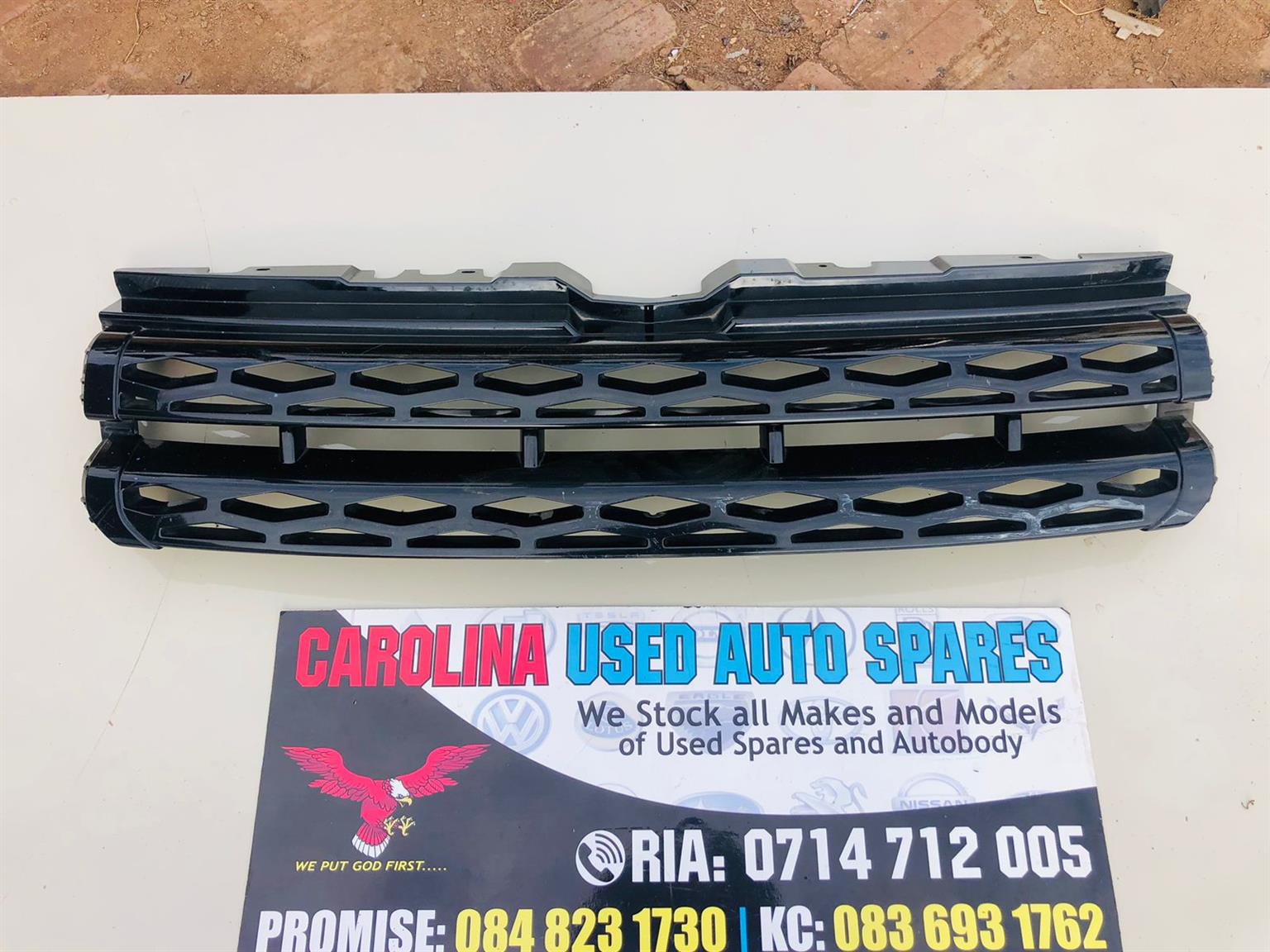 Range Rover Evoque L538 radiator grill - Private Seller Range Rover Evoque L538 radiator grill - Private Seller