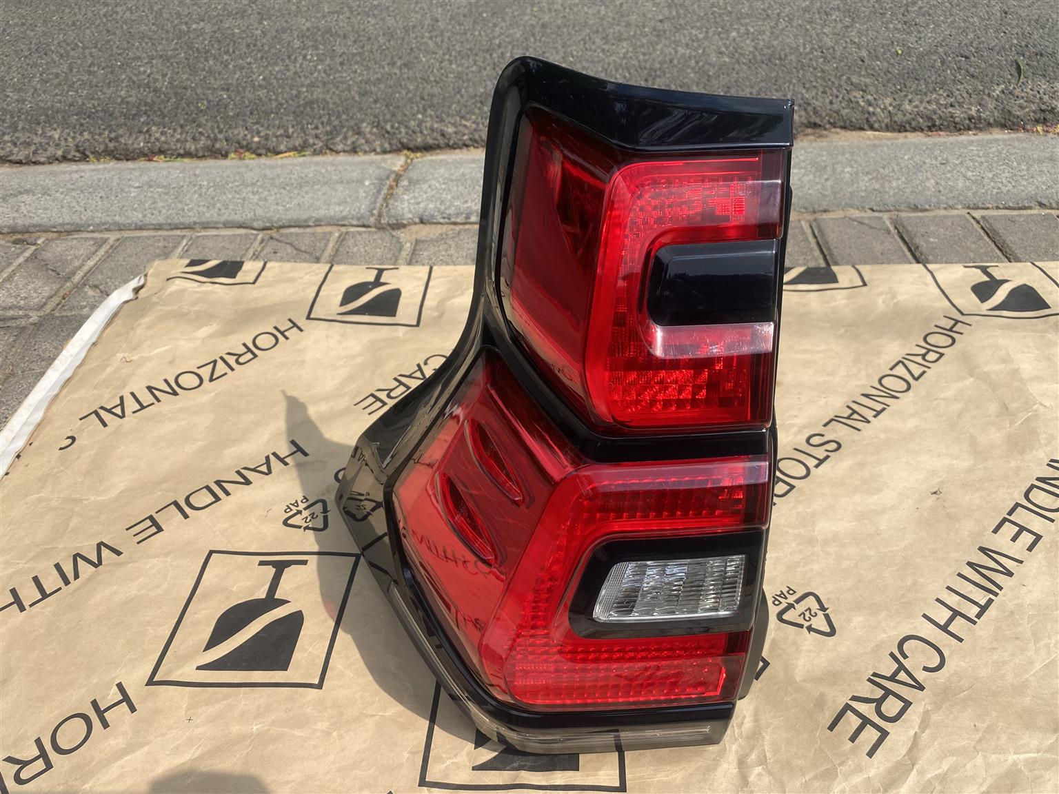 2022 TOYOTA LAND CRUISER PRADO VX TAIL LIGHT LEFT SIDE FOR SALE. BRAND NEW - Private Seller 2022 TOYOTA LAND CRUISER PRADO VX TAIL LIGHT LEFT SIDE FOR SALE. BRAND NEW - Private Seller