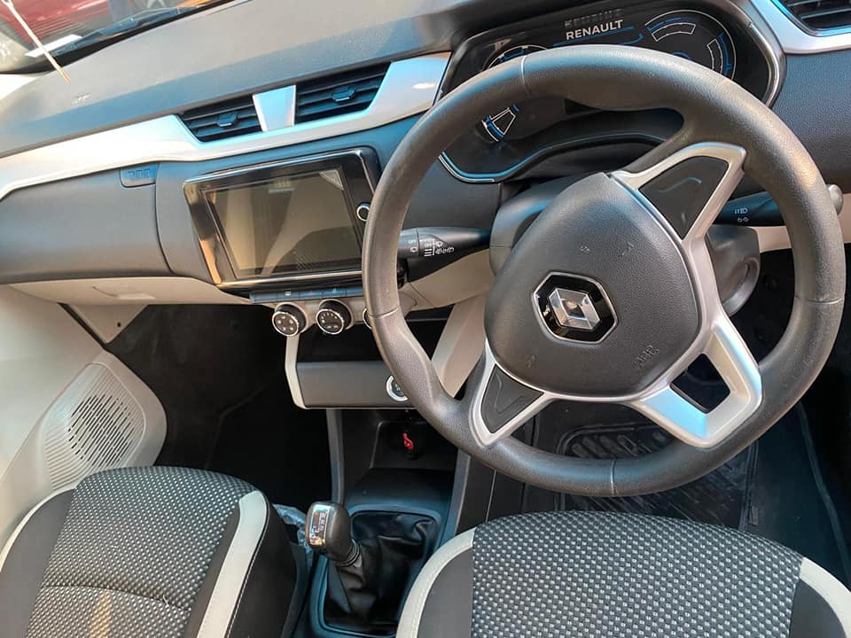 2020 RENAULT TRIBER 1.0 7SEATER AUTOMATIC