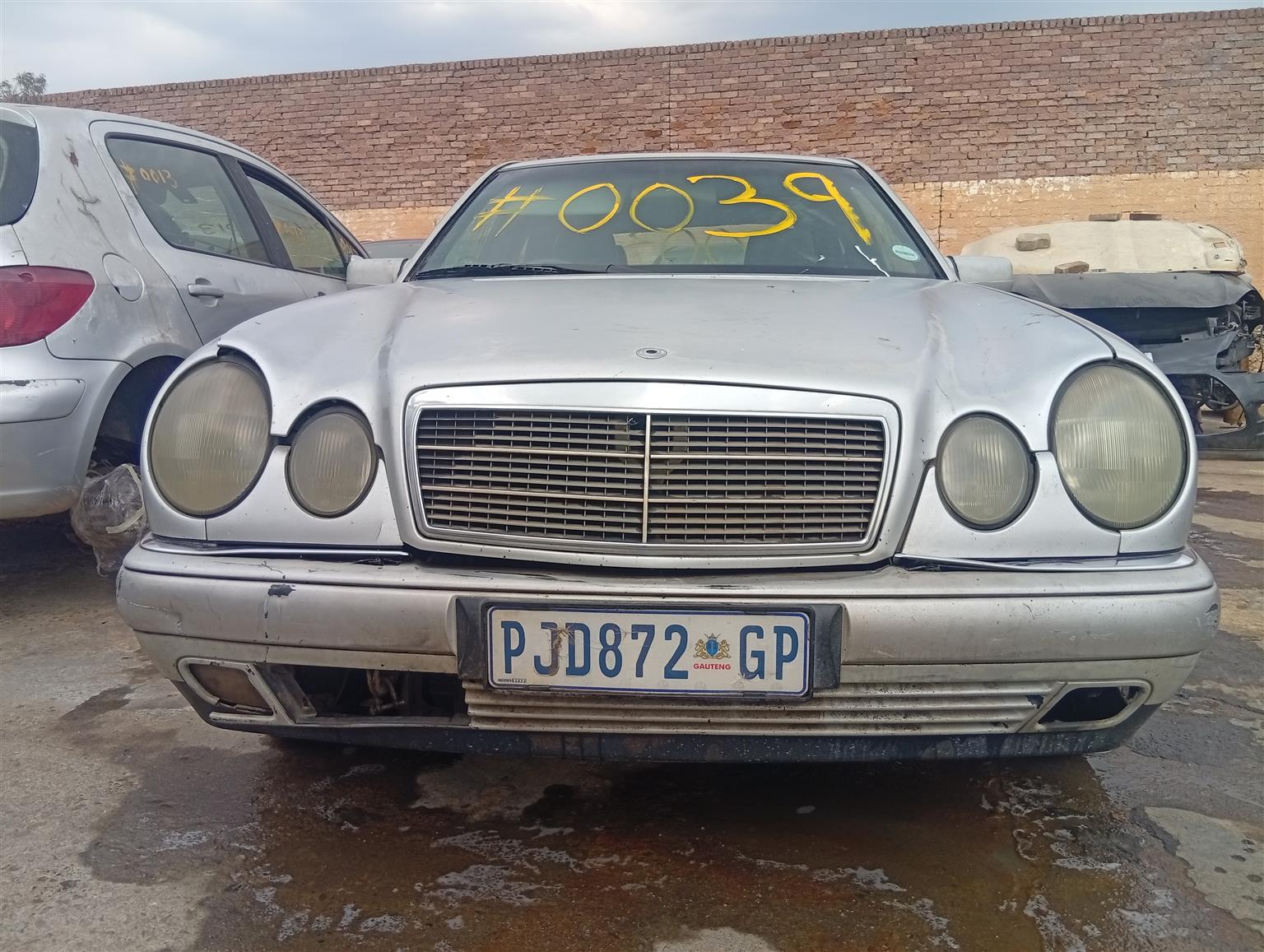 Mercedes Benz E230 W210 automatic stripping for spares - Private Seller Mercedes Benz E230 W210 automatic stripping for spares - Private Seller