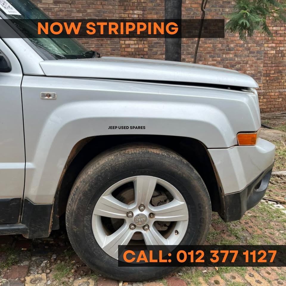 JEEP PATRIOT 2.4 MANUAL NOW STRIPPING - Private Seller
