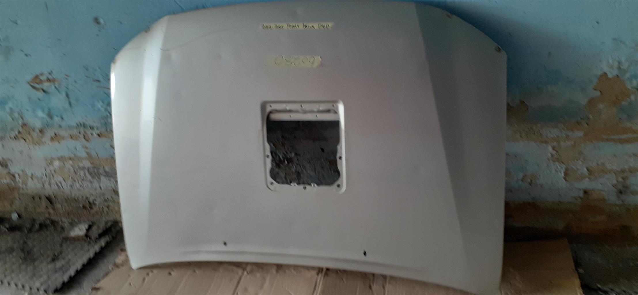 Toyota Hilux D4D Front Bonnet With Scoop (2012 - 2015) - Private Seller