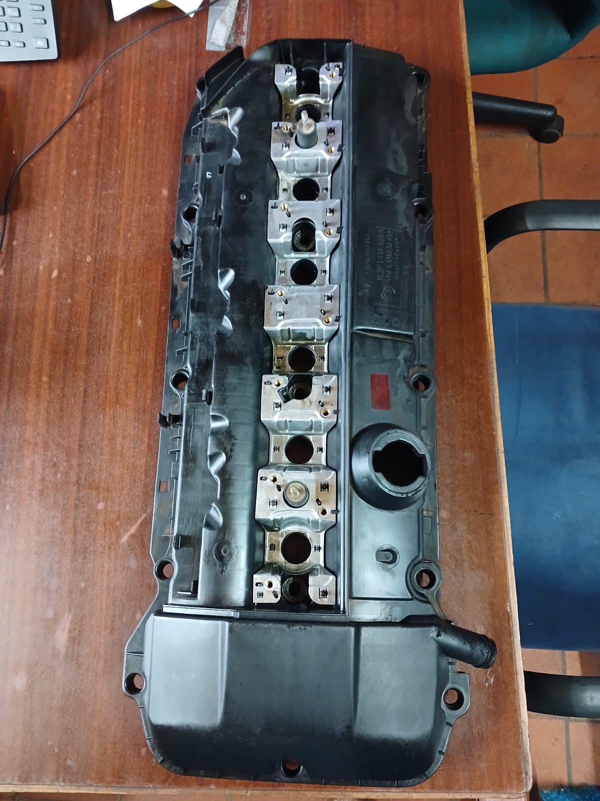 BMW 330i E46 6 CYLINDER TAPPET COVER FOR SALE FOR SALE