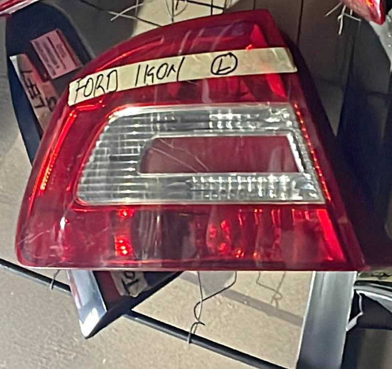 Ford Ikon taillight - Private Seller Ford Ikon taillight - Private Seller