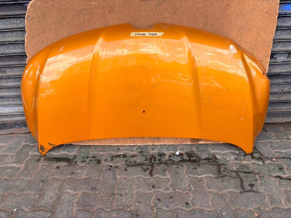 Renault Triber Bonnet - Private Seller Renault Triber Bonnet - Private Seller