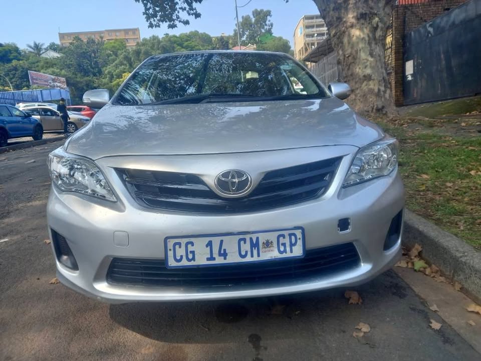 2013 Toyota Corolla Advanced, 1.3 Petrol, Manual, Silver, 92000kms