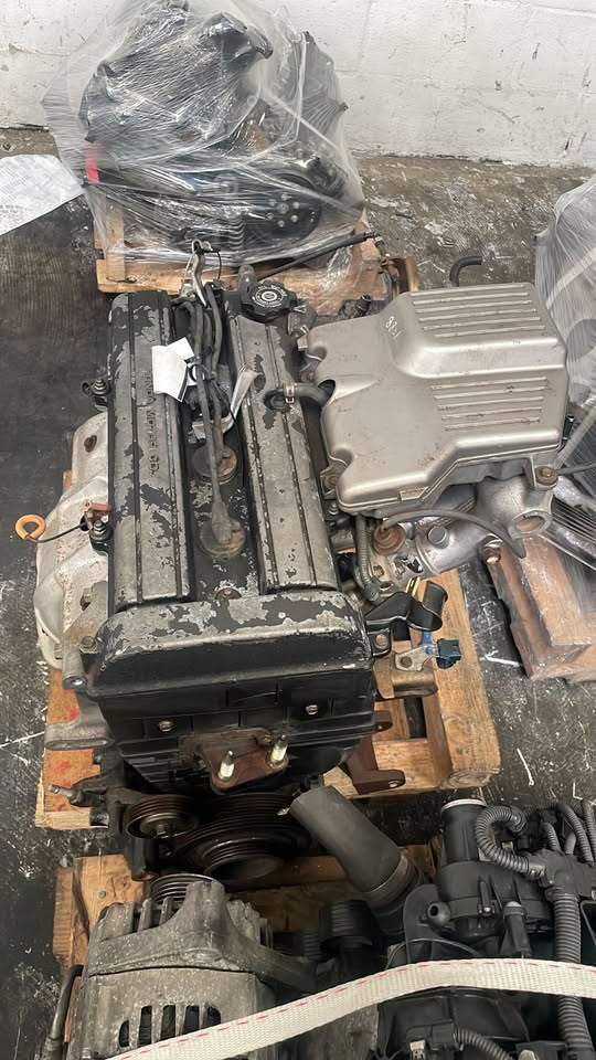 Honda B20B Low Intake Engine - Private Seller Honda B20B Low Intake Engine - Private Seller