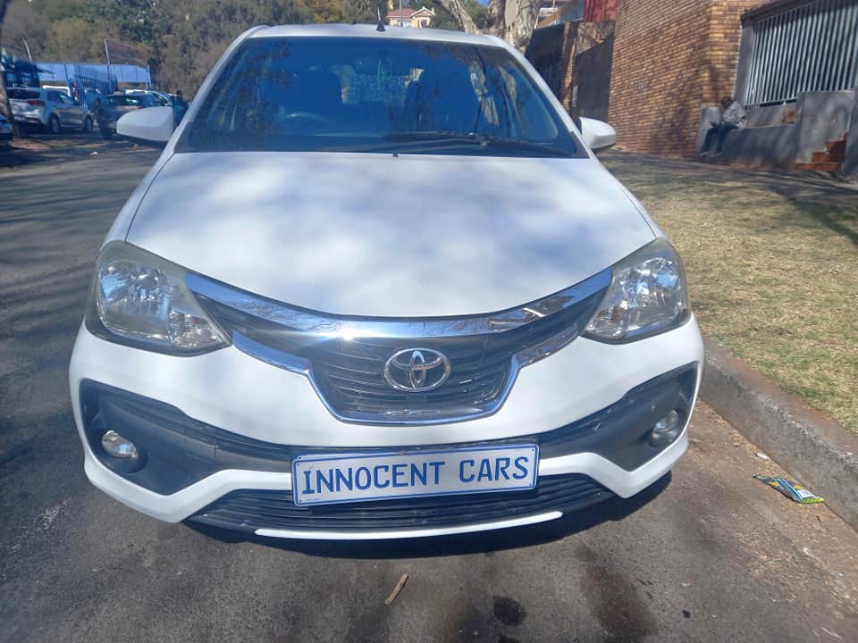 2018 TOYOTA ETIOS 1.5 ENGINE PETROL, MANUAL, WHITE COLOR 2018 TOYOTA ETIOS 1.5 ENGINE PETROL, MANUAL, WHITE COLOR