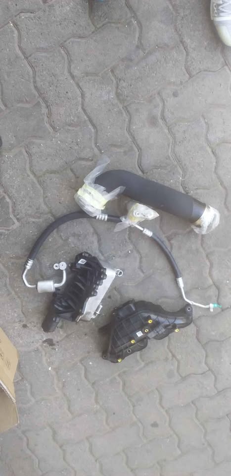 haval h1 oil cooler/intake manifold - Private Seller