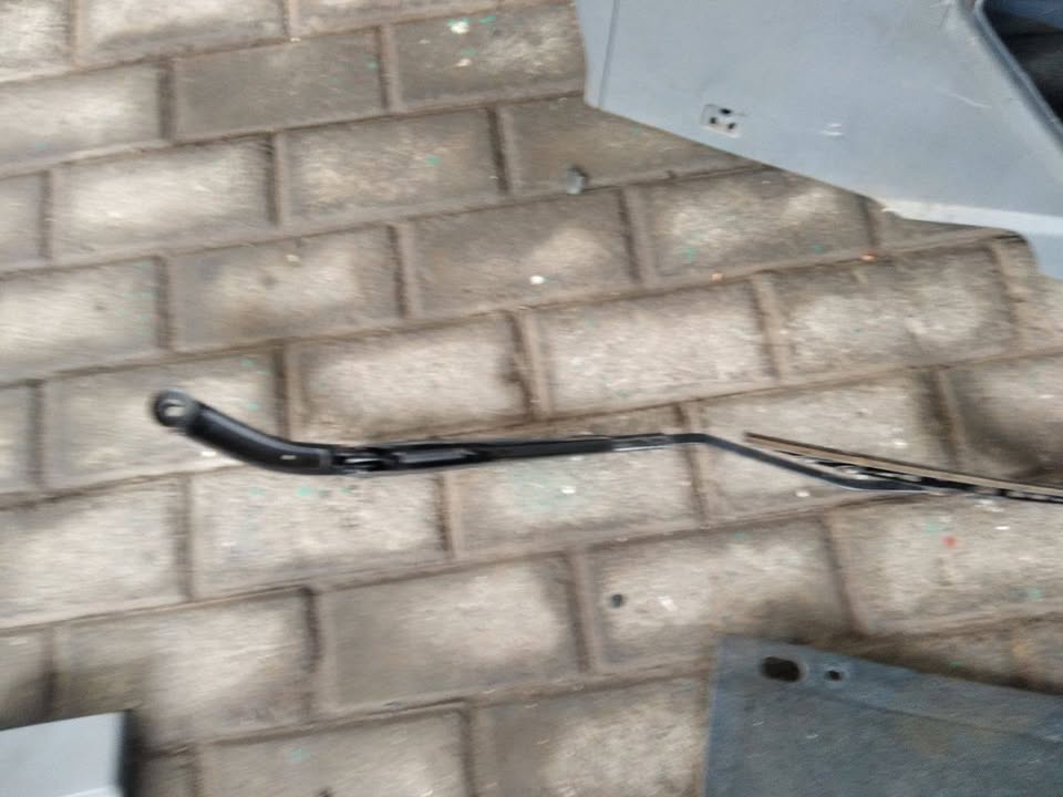 FORD RANGER WIPER ARM FOR SALE - Private Seller