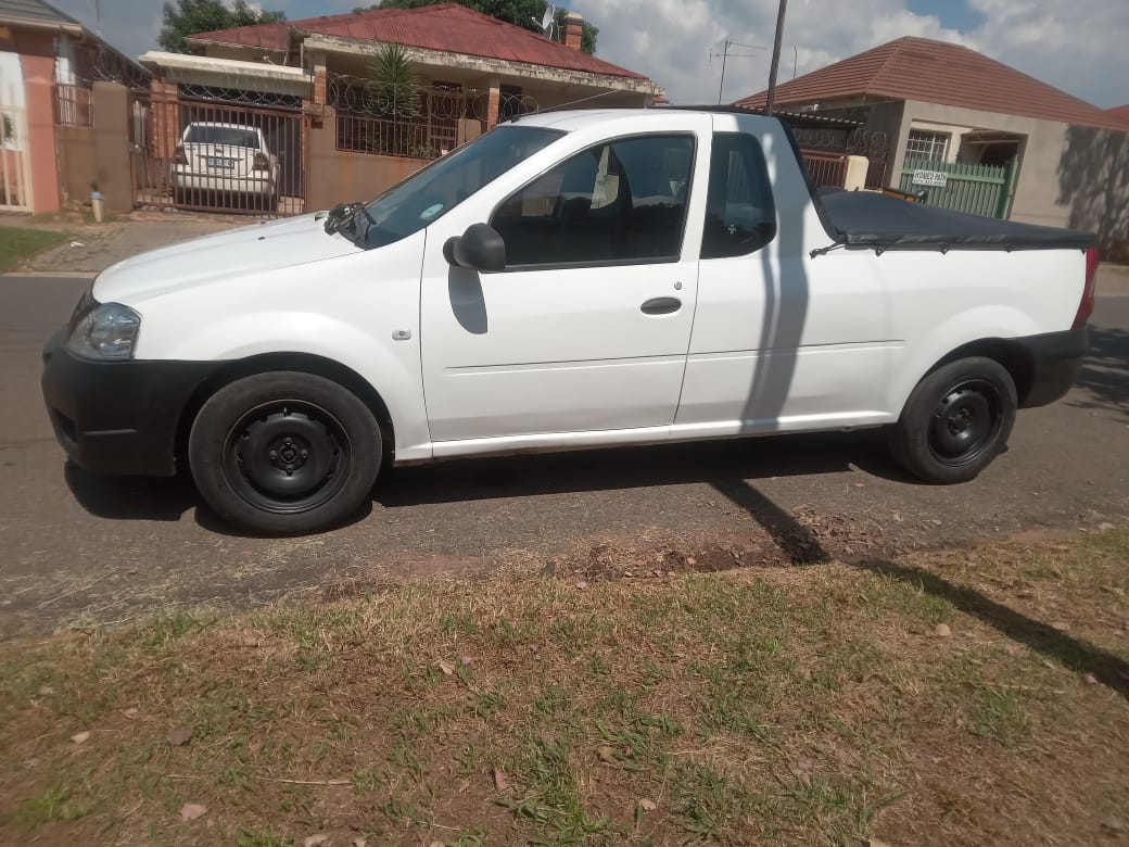 Used 2018 Nissan NP200 1.6i - Private Seller Used 2018 Nissan NP200 1.6i - Private Seller
