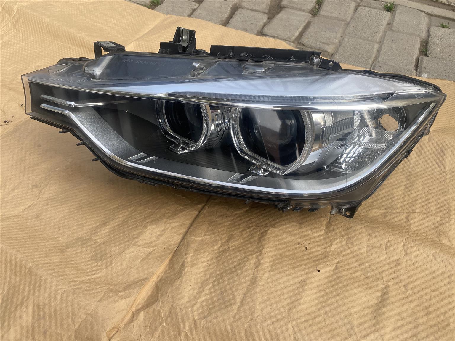 2017 BMW 3 SERIES F30 XENON HEADLIGHT LEFT SIDE FOR SALE